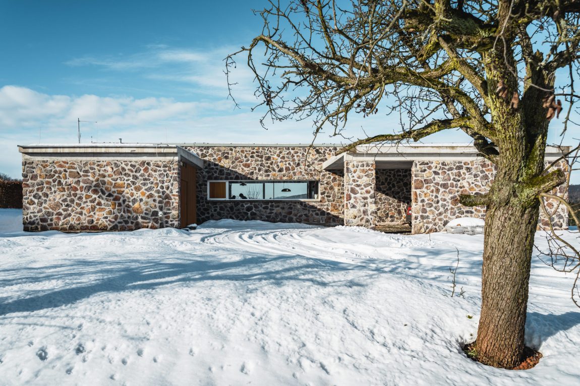 atakarchitekti Liberec - Rodinný dům v krajině Kumburka - foto